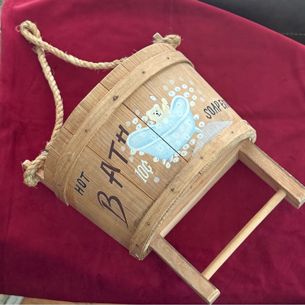 Charming Wooden Bath Storage Caddy